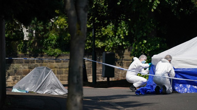 Cảnh sát Anh bắt giữ nghi phạm đâm xe liên quan cái chết của 3 người tại Nottingham - Ảnh 7.