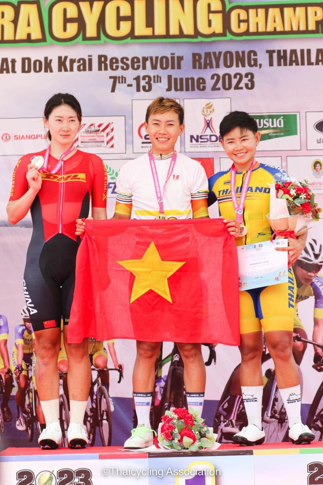 Nữ hoàng tốc độ Nguyễn Thị Thật giành vé tham dự Olympic Paris 2024 - Ảnh 1.