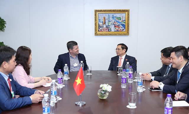 Phó Chủ tịch Tập đoàn Nasdaq ấn tượng về thành quả phục hồi và tăng trưởng kinh tế Việt Nam  - Ảnh 1.