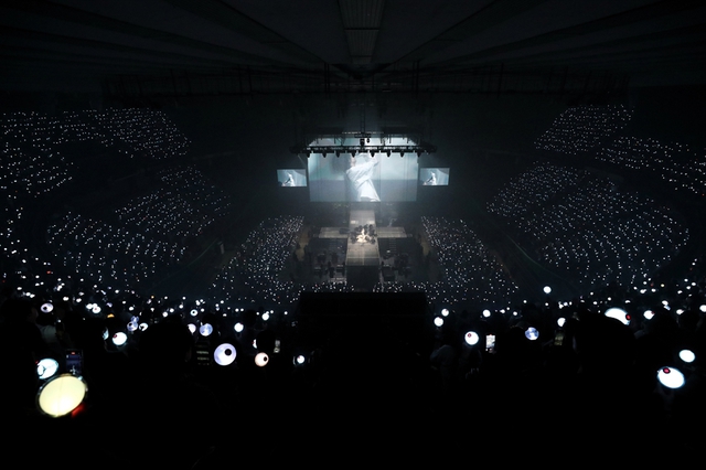 Concert của Suga (BTS) tại Seoul thu hút 15.000 người hâm mộ - Ảnh 1.