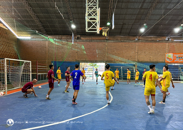 ĐT futsal Việt Nam đã đặt chân tới Paraguay, nỗ lực thích nghi với múi giờ mới   - Ảnh 7.