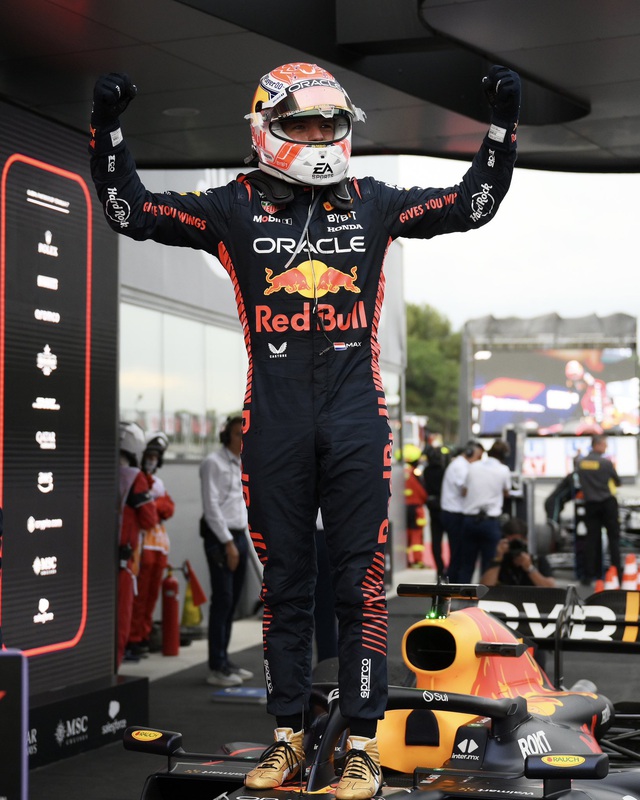 Max Verstappen giành chiến thắng xứng đáng ở GP Tây Ban Nha   - Ảnh 1.
