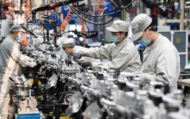 Trung Quốc ứng phó với sản xuất toàn cầu suy yếu - Ảnh 1.