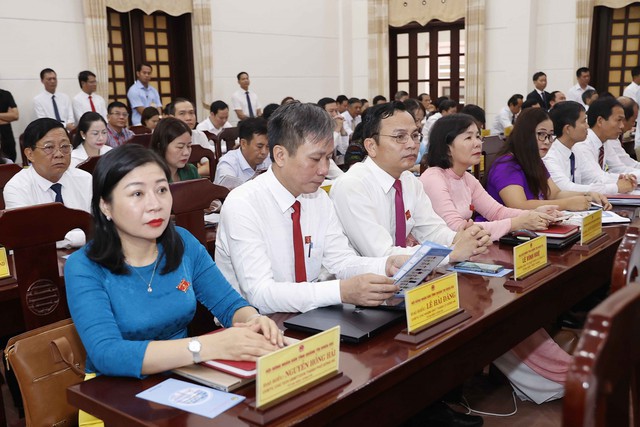 Chủ tịch Quốc hội dự khai mạc Kỳ họp thứ 18 Hội đồng nhân dân tỉnh Quảng Trị - Ảnh 3.