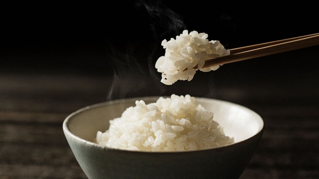Việc “vo gạo” thực chất có tác dụng gì? - Ảnh 1.