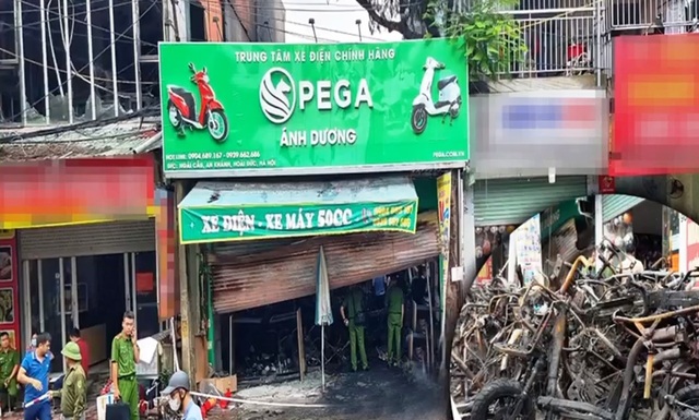Vụ cháy cửa hàng xe điện ở Hà Nội: Khẩn trương điều tra nguyên nhân - Ảnh 1.