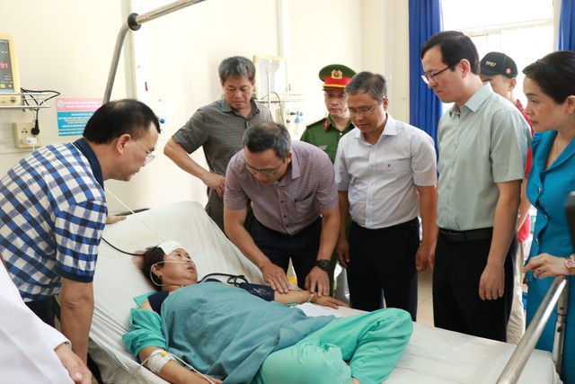 Hỗ trợ công tác hậu sự cho công dân Trung Quốc tử vong trong vụ tai nạn ở Khánh Hòa - Ảnh 2.