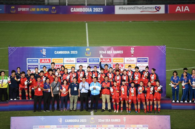 SABECO tài trợ phim tài liệu về Đội tuyển Bóng đá Nữ Quốc gia - Ảnh 1.