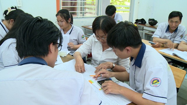 Gặp thí sinh 64 tuổi ở TP Hồ Chí Minh đỗ tốt nghiệp THPT - Ảnh 1.