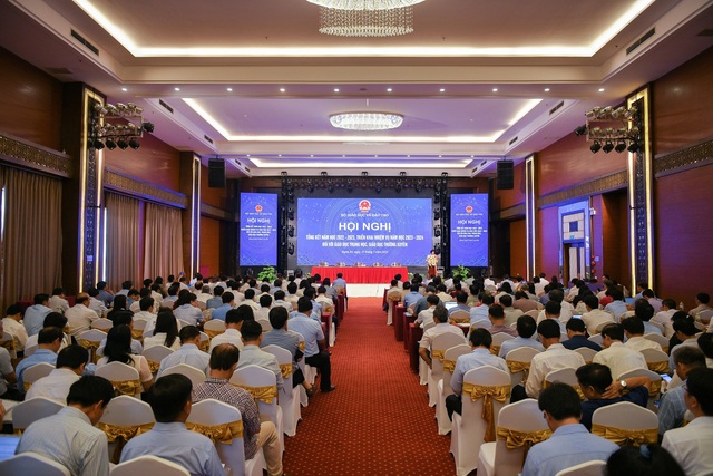 Bộ trưởng Nguyễn Kim Sơn: Bứt tốc cho đổi mới giáo dục - Ảnh 1.