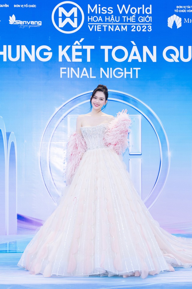 Top 3 Miss World Vietnam 2022 lộng lẫy trước giờ trao lại vương miện - Ảnh 12.