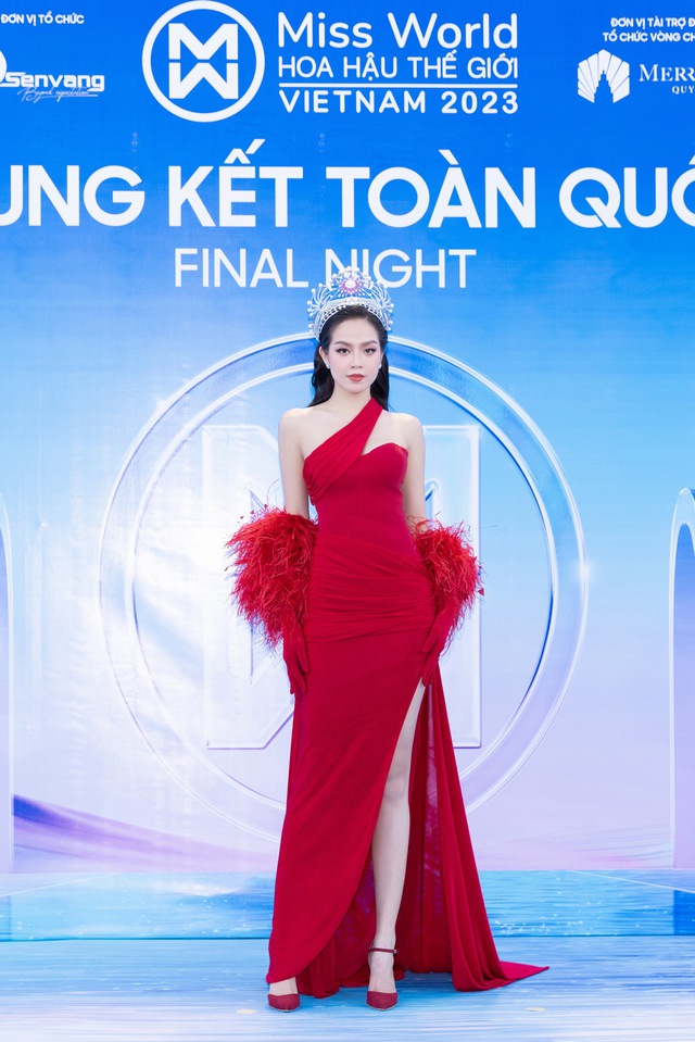 Top 3 Miss World Vietnam 2022 lộng lẫy trước giờ trao lại vương miện - Ảnh 10.