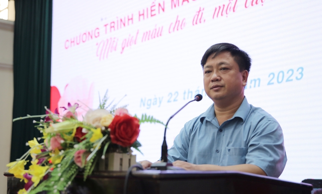 Người dân phường Nguyễn Trãi, Hà Đông tích cực hưởng ứng hiến máu cứu người - Ảnh 1.