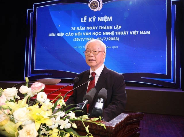Tổng Bí thư dự lễ kỷ niệm 75 năm thành lập Liên hiệp các Hội Văn học nghệ thuật Việt Nam - Ảnh 2.