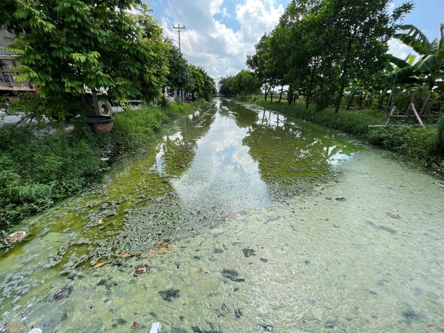 Nam Định: Sông, kênh mương đặc quánh, bốc mùi tại làng nghề tái chế nhôm - Ảnh 1.