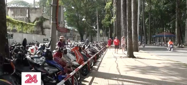 Cho thuê vỉa hè, lòng đường ở TP Hồ Chí Minh: Nhiều ý kiến khác nhau - Ảnh 1.