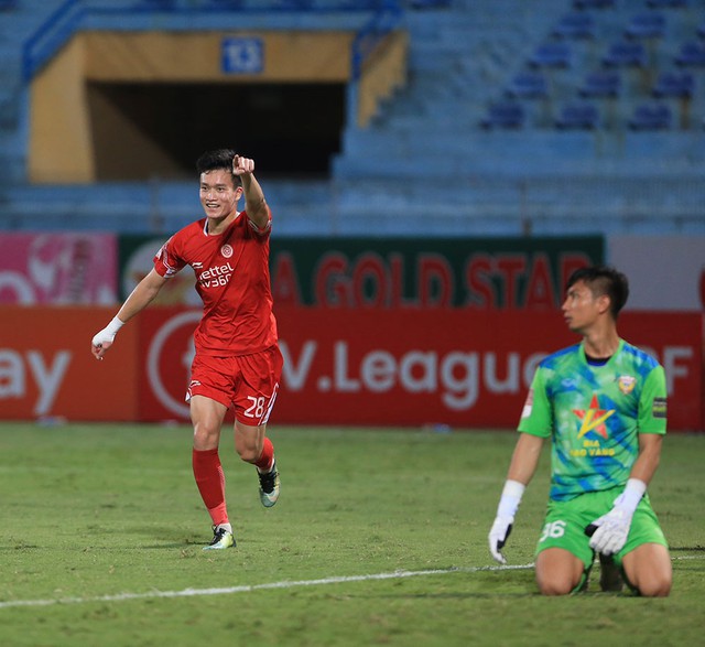 Vòng 3 GĐ 2 V.League 2023 | Viettel thắng ấn tượng, Thanh Hóa tạm vươn lên dẫn đầu - Ảnh 1.