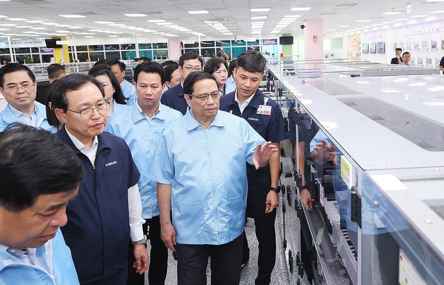 Thủ tướng làm việc với Công ty Samsung Electronics Việt Nam - Ảnh 3.