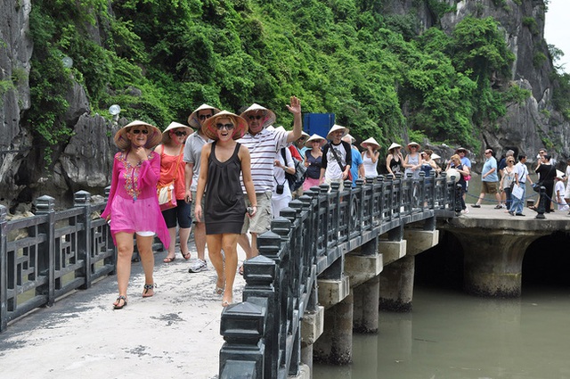 Du lịch Việt Nam khởi sắc góp phần tăng trưởng kinh tế  - Ảnh 1.