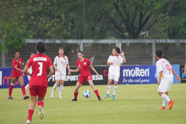 U19 nữ Việt Nam thắng đậm 5-0 U19 nữ Singapore trong trận mở màn U19 nữ Đông Nam Á 2023  - Ảnh 5.