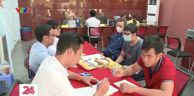 TP Hồ Chí Minh: Phụ huynh tìm trường có tổ hợp phù hợp cho con - Ảnh 1.