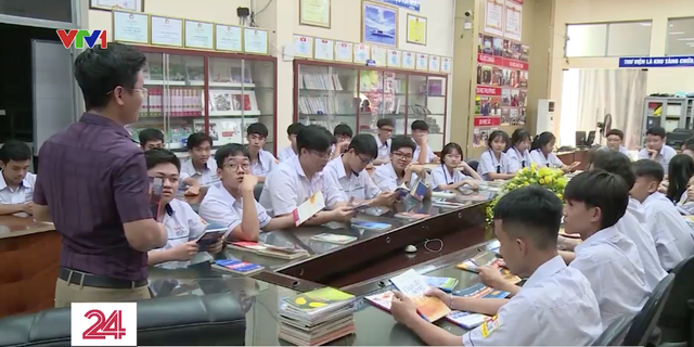 TP Hồ Chí Minh: Phụ huynh tìm trường có tổ hợp phù hợp cho con - Ảnh 2.