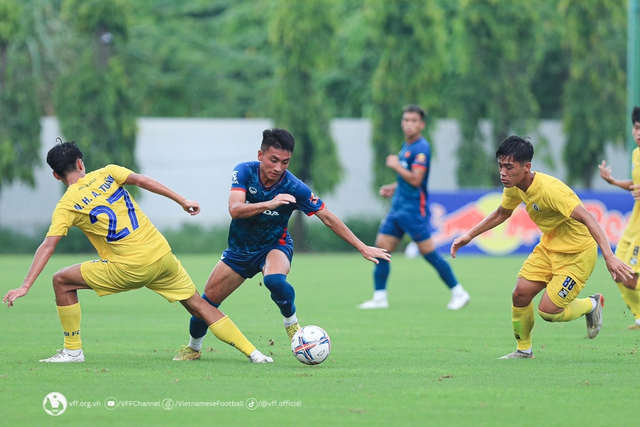 ĐT U23 Việt Nam hòa U21 Hà Nội 2-2 trong trận đấu tập với nhiều thử nghiệm về nhân sự - Ảnh 1.