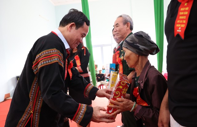 Phó Thủ tướng Chính phủ Trần Lưu Quang dự Ngày hội Toàn dân bảo vệ an ninh Tổ quốc tại Đắk Lắk - Ảnh 3.