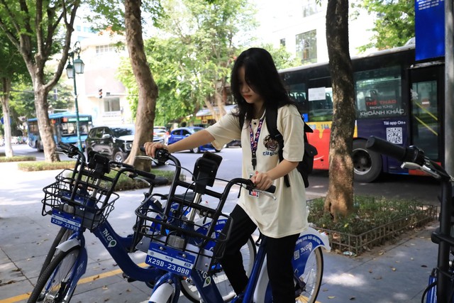 Dịch vụ xe đạp công cộng bắt đầu được triển khai tại Hà Nội - Ảnh 9.