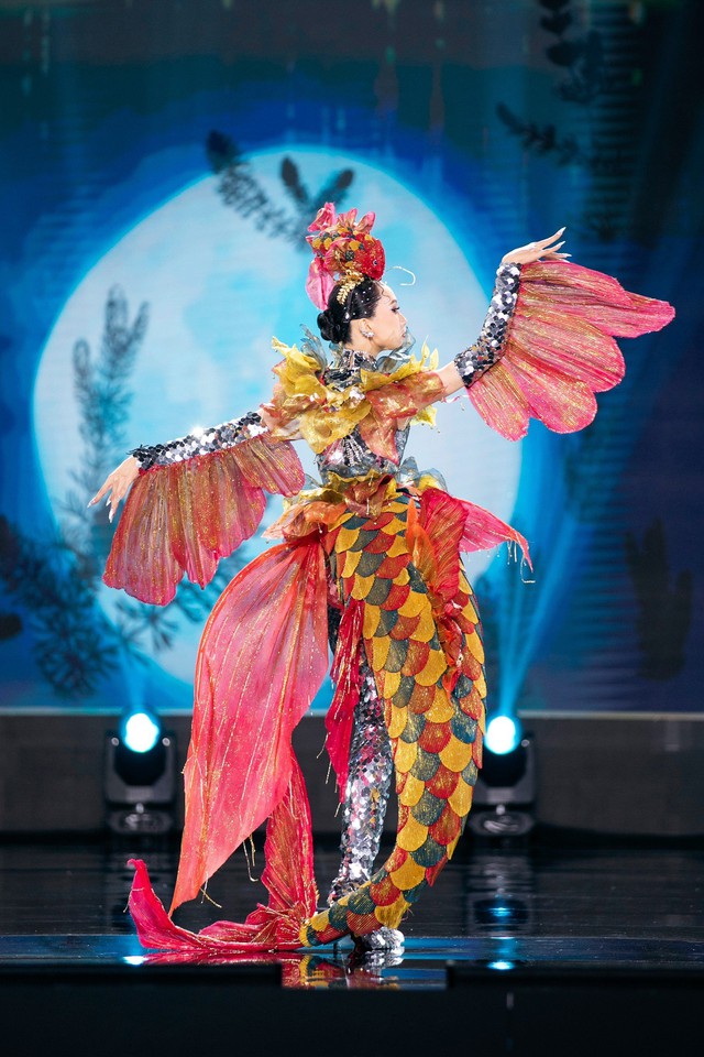 Nhà thiết kế nào sẽ thắng giải trang phục truyền thống tại Miss Grand Vietnam 2023? - Ảnh 2.