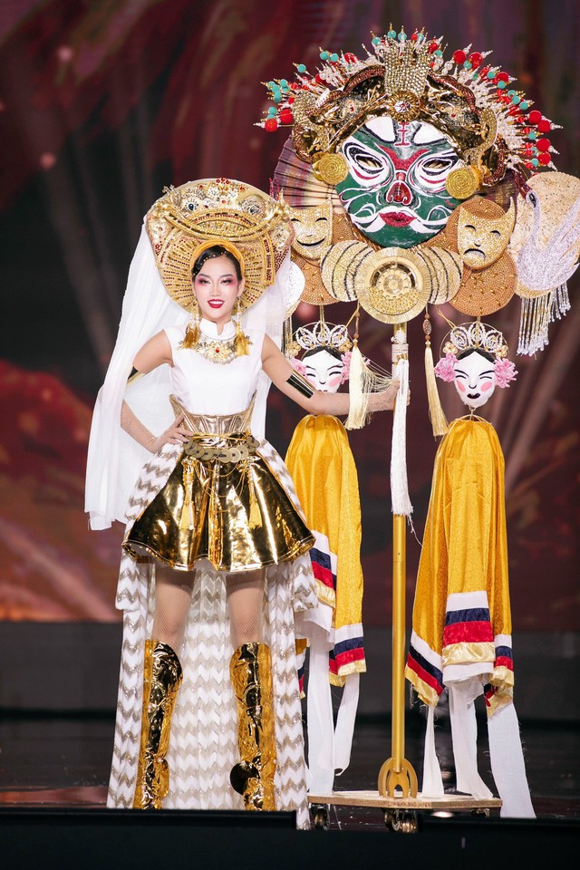 Nhà thiết kế nào sẽ thắng giải trang phục truyền thống tại Miss Grand Vietnam 2023? - Ảnh 25.