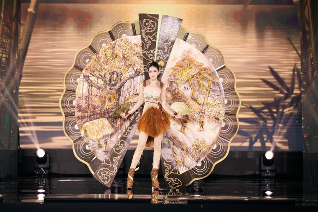 Nhà thiết kế nào sẽ thắng giải trang phục truyền thống tại Miss Grand Vietnam 2023? - Ảnh 3.