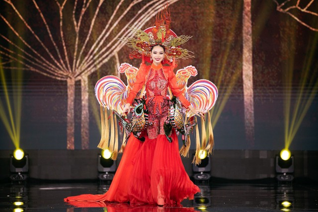 Nhà thiết kế nào sẽ thắng giải trang phục truyền thống tại Miss Grand Vietnam 2023? - Ảnh 43.