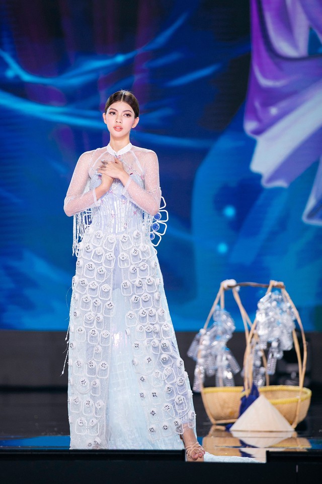 Nhà thiết kế nào sẽ thắng giải trang phục truyền thống tại Miss Grand Vietnam 2023? - Ảnh 22.