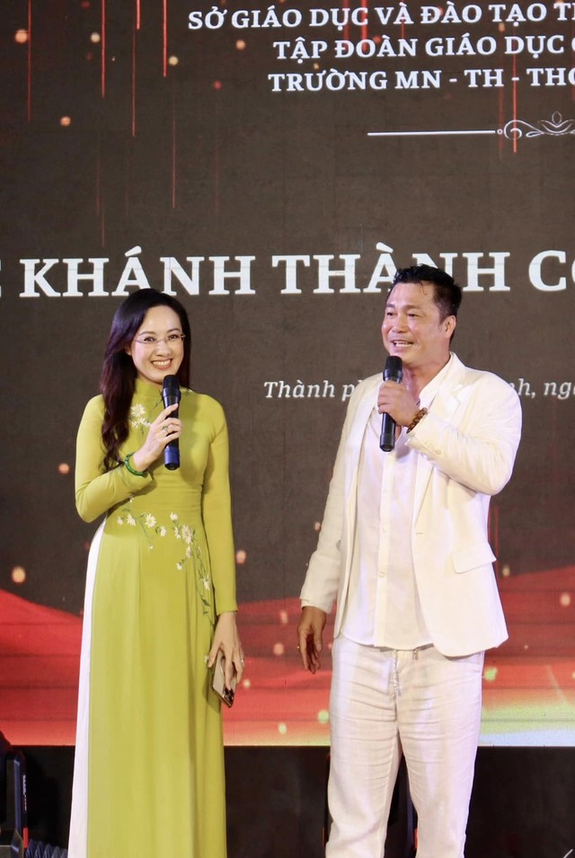 Huỳnh Anh lên chức bố, BTV Hoài Anh hội ngộ Lý Hùng - Ảnh 2.