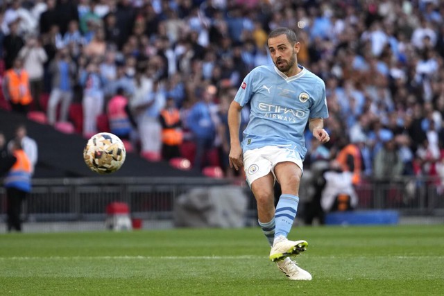 Bernardo Silva gia hạn hợp đồng với Manchester City - Ảnh 2.