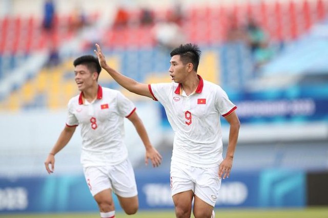Thắng thuyết phục U23 Malaysia 4-1, ĐT U23 Việt Nam giành quyền vào chung kết - Ảnh 3.