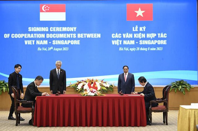 Ký kết bản ghi nhớ giữa Việt Nam và Singapore về hợp tác giáo dục - Ảnh 1.
