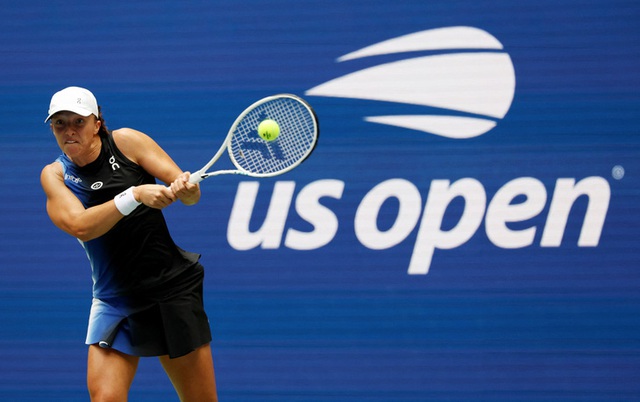 Iga Swiatek thắng dễ ở vòng 1 nội dung đơn nữ giải quần vợt Mỹ mở rộng 2023 - Ảnh 1.