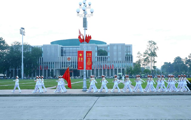 Lễ Thượng cờ trên Quảng trường Ba Đình kỷ niệm 78 năm ngày Quốc khánh 2/9 - Ảnh 3.