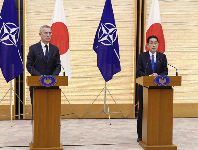 Trung Quốc cảnh báo Nhật Bản không ủng hộ việc mở rộng NATO - Ảnh 1.