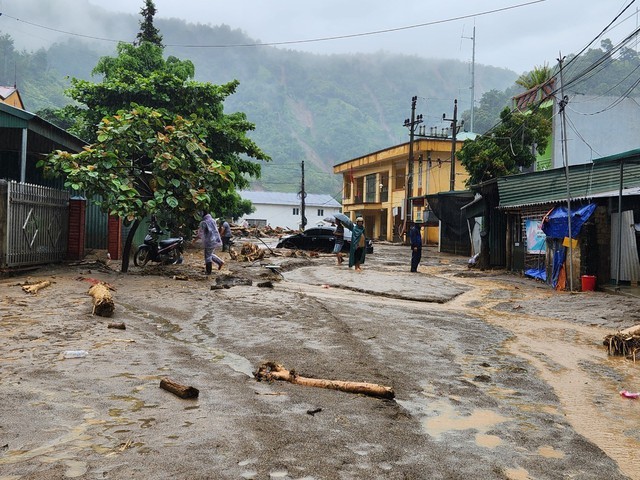 10 người thương vong vì mưa lũ ở Lai Châu, Yên Bái, Sơn La - Ảnh 6.
