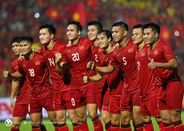 HLV Troussier chia sẻ lộ trình World Cup 2026 của ĐT Việt Nam sau chiến thắng trước ĐT Palestine - Ảnh 2.