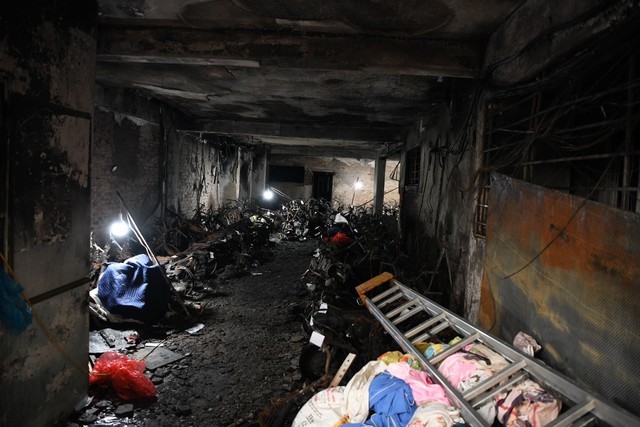 Mở rộng điều tra vụ cháy chung cư mini ở Khương Hạ: Không có vùng cấm, không có ngoại lệ - Ảnh 1.