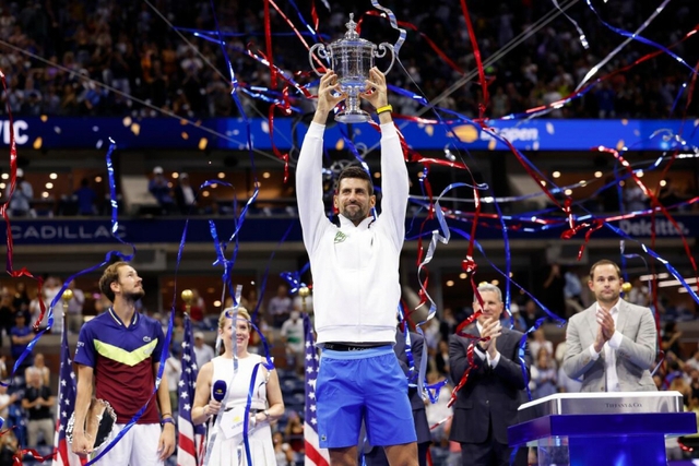Novak Djokovic trở thành tay vợt có tiền thưởng nhiều nhất năm 2023 sau Mỹ mở rộng - Ảnh 1.