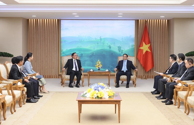 Thủ tướng Phạm Minh Chính tiếp Bộ trưởng Bộ Kế hoạch và Đầu tư Lào - Ảnh 3.