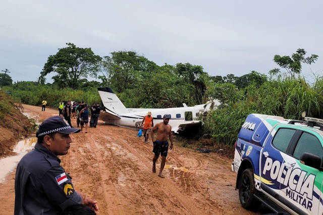 14 người tử vong trong vụ rơi máy bay ở bang Amazonas, Brazil - Ảnh 1.