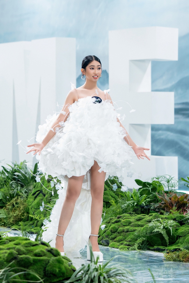 Thí sinh Miss Earth Việt Nam 2023 sáng tạo trang phục tái chế độc lạ - Ảnh 6.