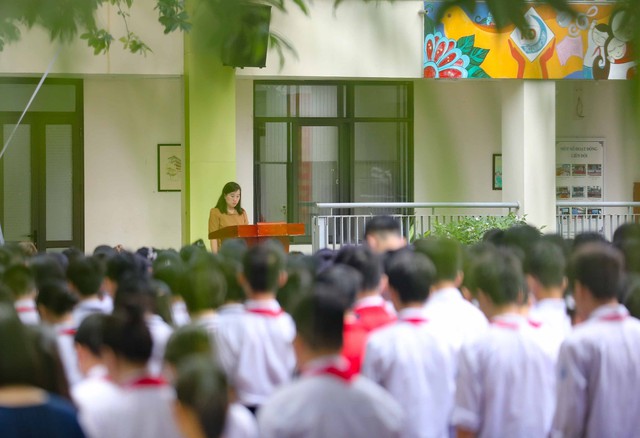 Lễ tưởng niệm các nạn nhân tử vong trong vụ cháy chung cư mini ở quận Thanh Xuân, Hà Nội - Ảnh 4.