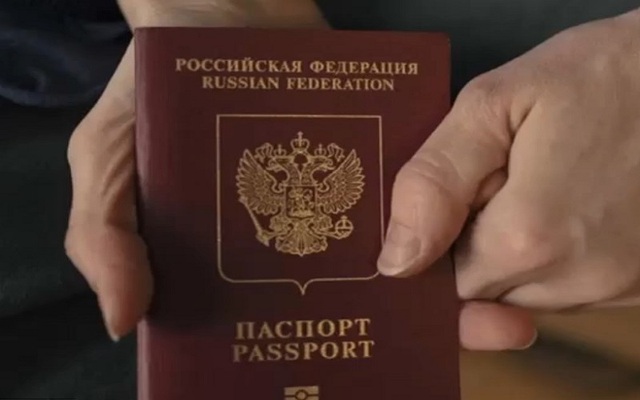 Tổng thống Nga ký sắc lệnh sử dụng hộ chiếu kỹ thuật số - Ảnh 1.